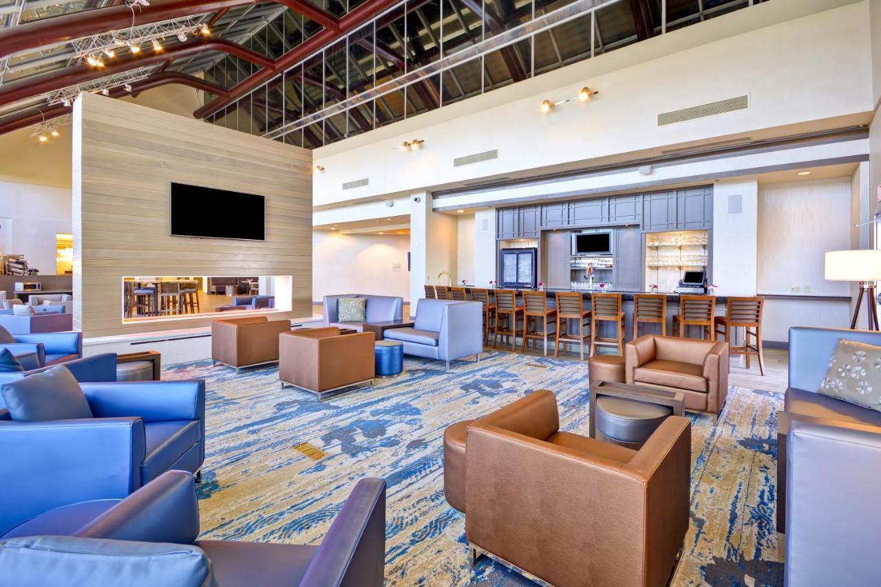Crowne Plaza Tulsa Hotel Southern Hills Екстер'єр фото