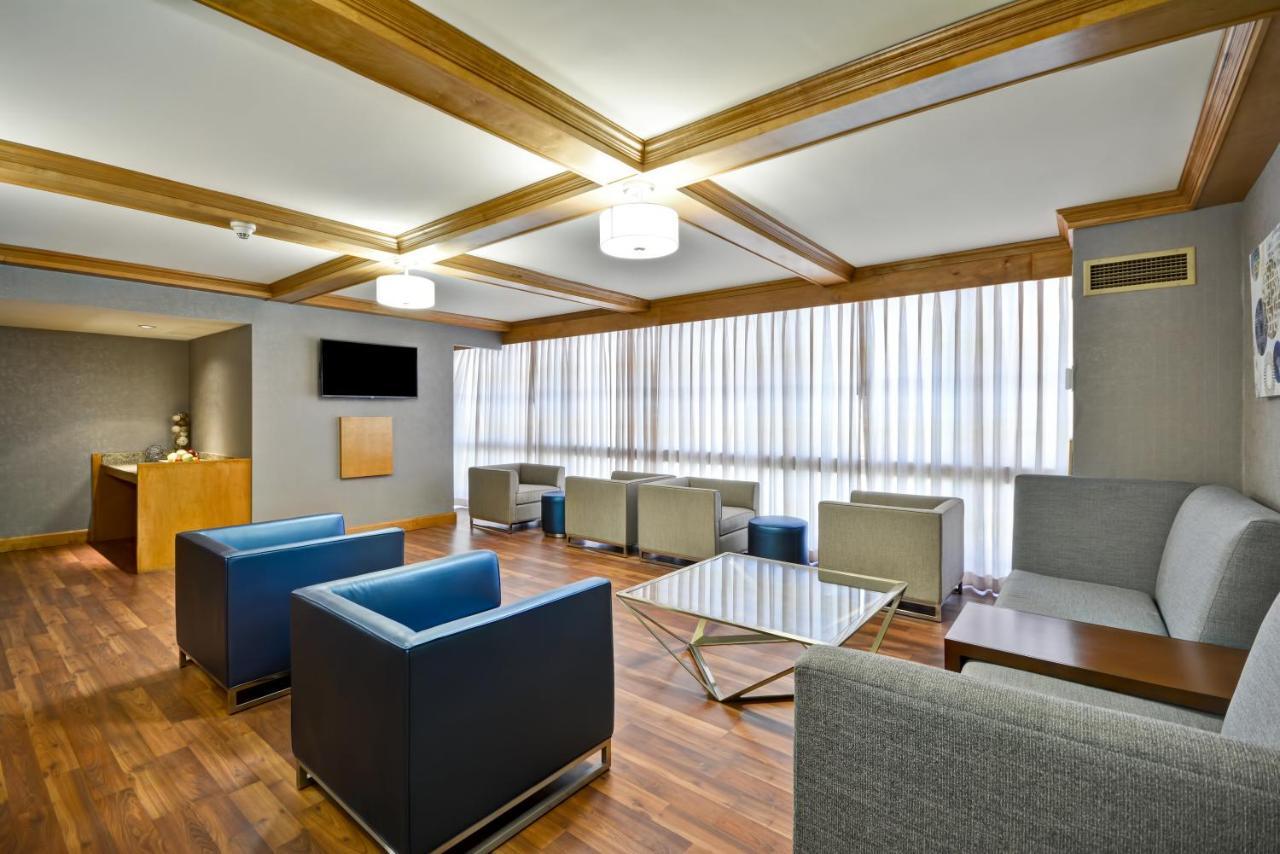 Crowne Plaza Tulsa Hotel Southern Hills Екстер'єр фото